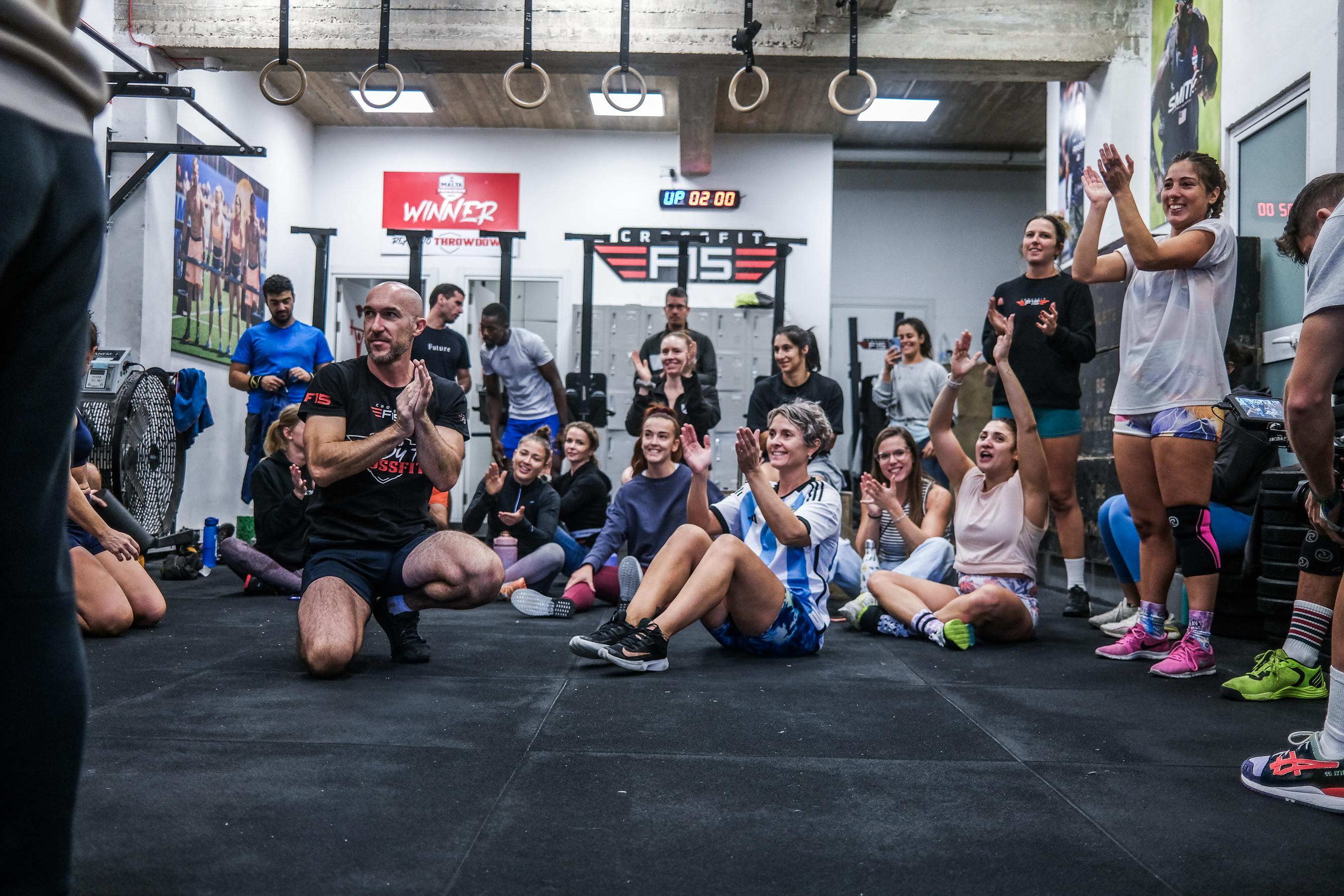 F15 HYROX community cheering